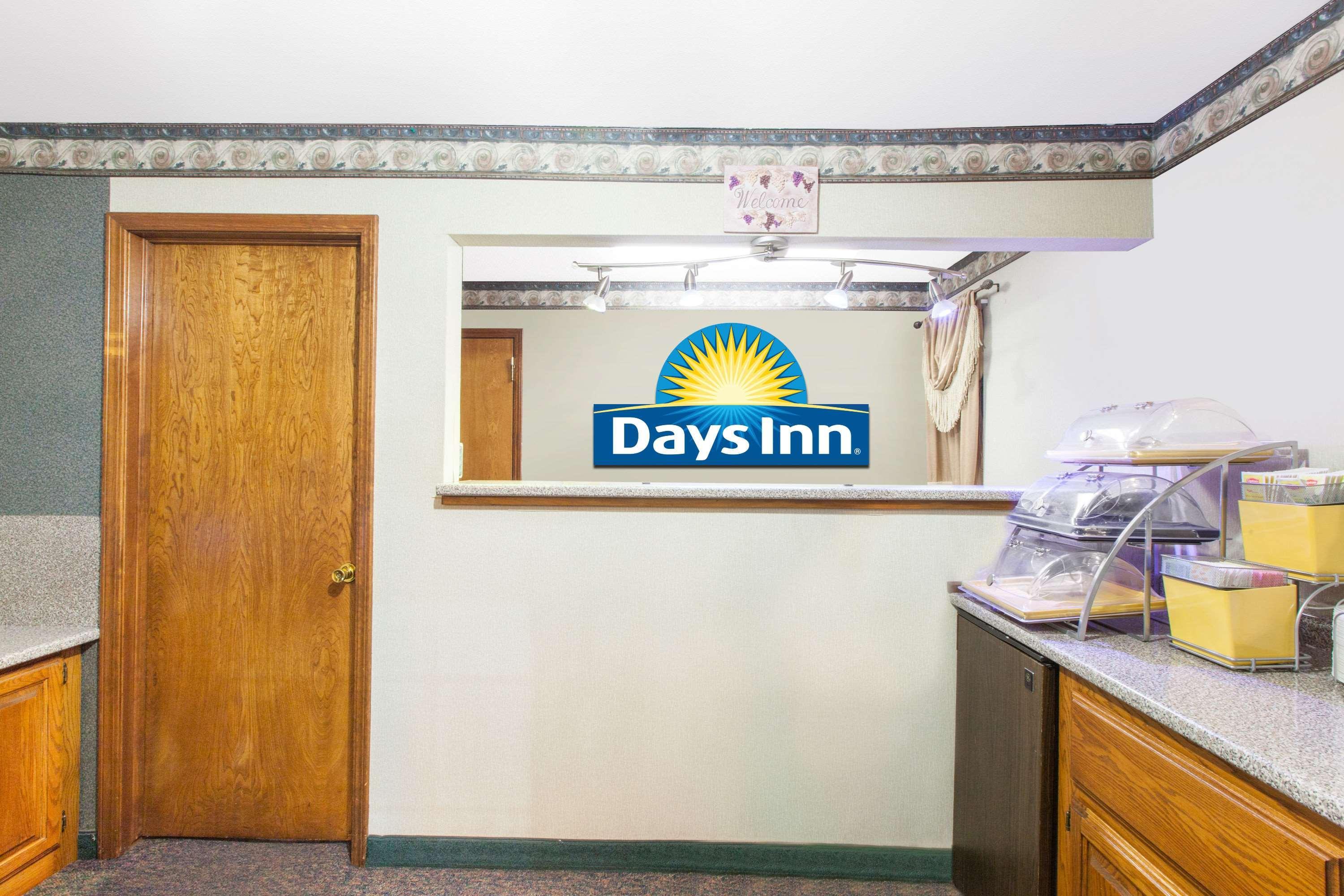 Days Inn By Wyndham Erick Eksteriør billede